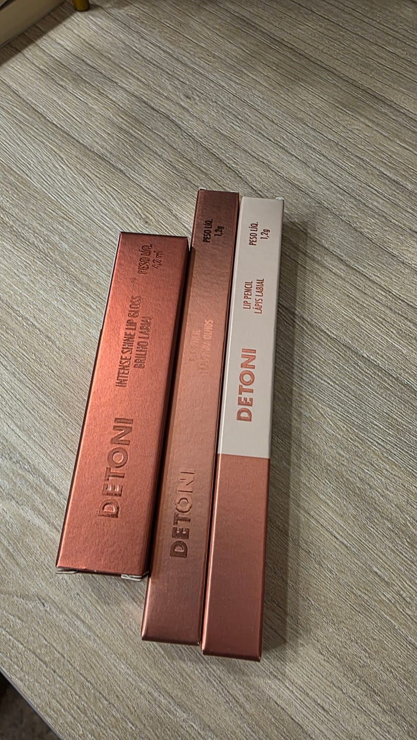 Customer photo review of EYE PENCIL | REAL BROWN - LÁPIS PARA OLHOS