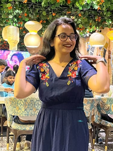 Customer photo review of Ribbon Pendant Necklace