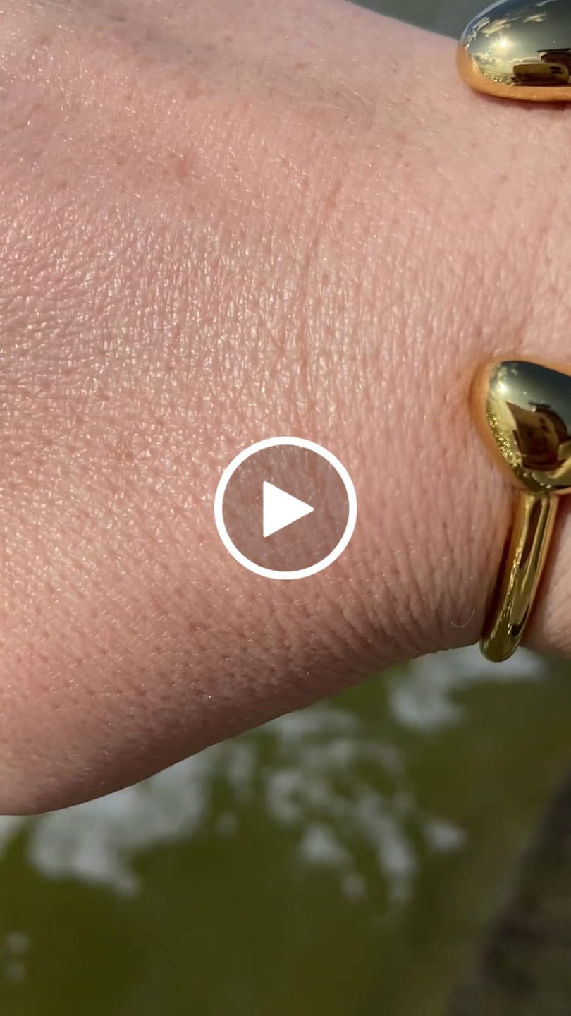 Customer video review of Blossom Bracelets