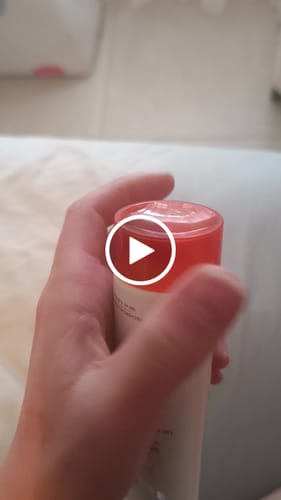 Customer video review of Kerastase Nutritive Nectar Thermique Blow-Dry Primer 150ml | End Of Range