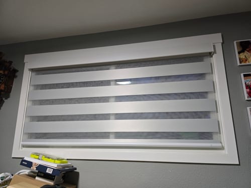 Customer photo review of SmartWings Motorized Zebra Shades 90% Blackout 95mm Astrid