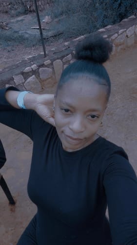 Customer photo review of Minoxi5 Minoxidil SOLUTION, 3 PACK