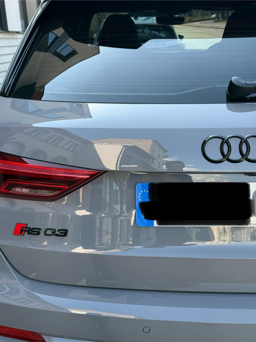 Customer photo review of Logo / Badge Audi RS3 / RS4 / RS5 / RS6 / RS7 Noir
