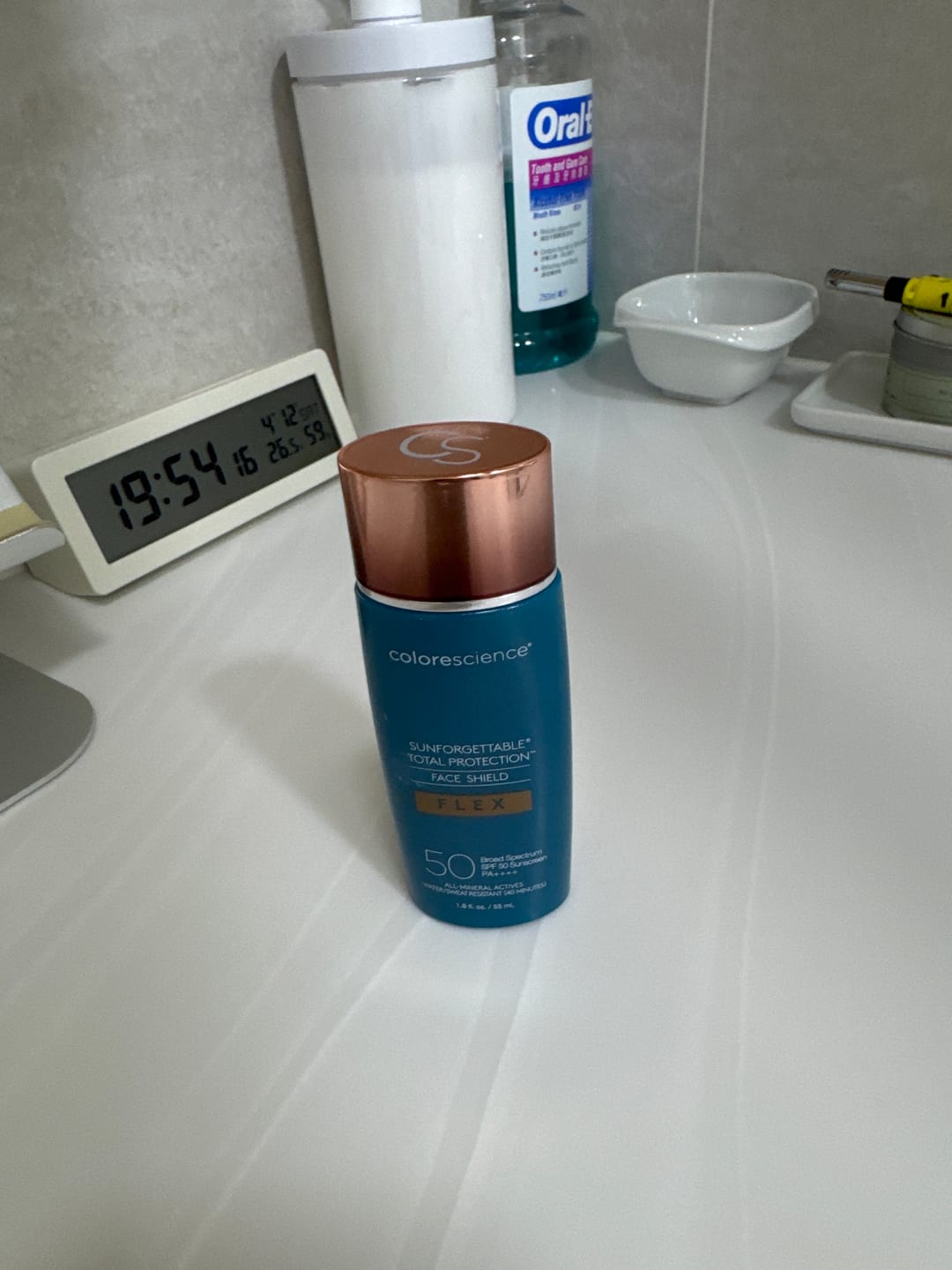 Customer photo review of Colorescience Sunforgettable® Total Protection® Face Shield Flex Spf 50 (Fair)