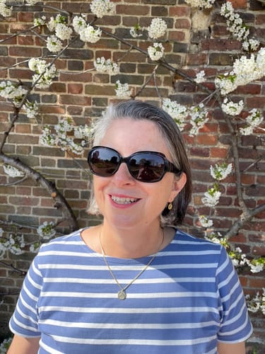 Customer photo review of Kilau pendant