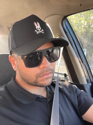 Customer photo review of Mis Raíces Black