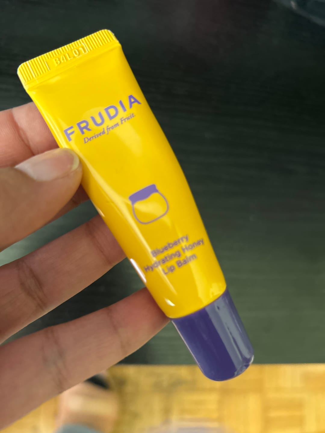 Customer photo review of Frudia - Baume à lèvres hydratant au miel et à la myrtille - 10ml