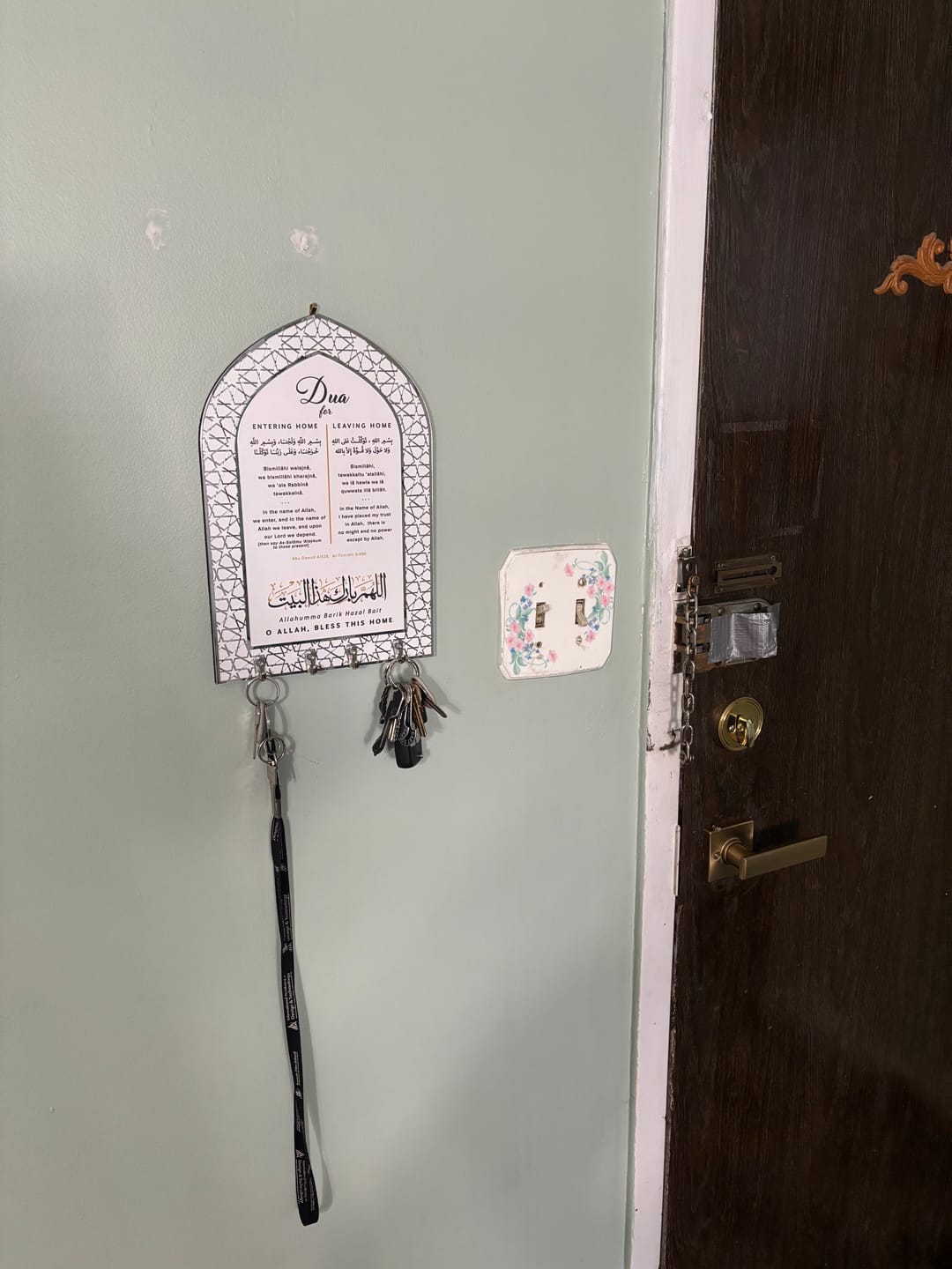 Customer photo review of Dua for Entering and Leaving Home Islamic Key Holder