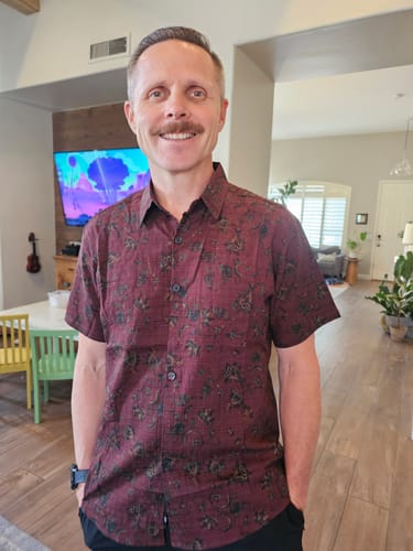 Customer photo review of Men's Boho Retro Floral Print Summer Shirt