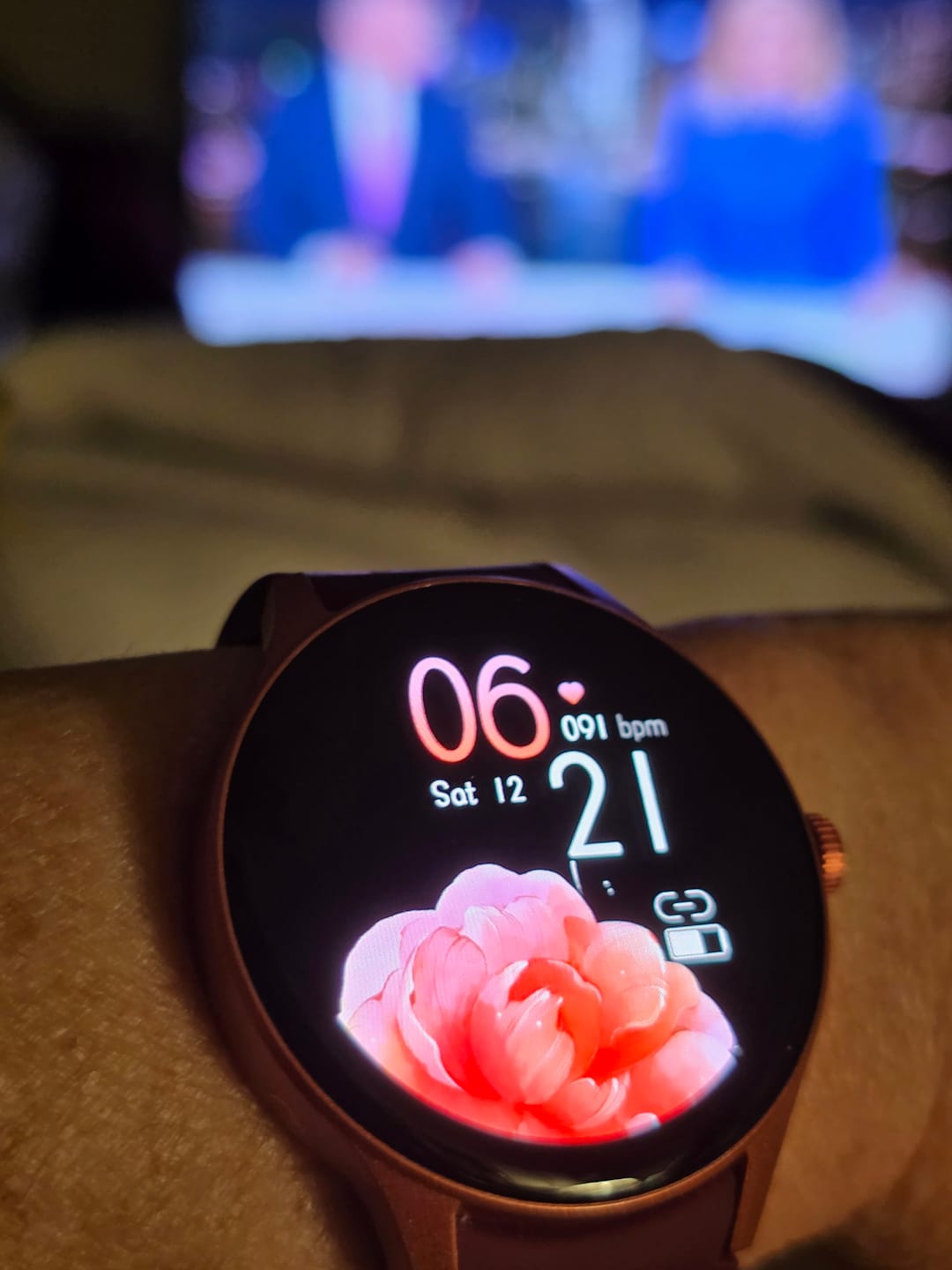 Customer photo review of BEARSCOME Blood Pressure Blood oxygen Blood Sugar Monitoring Bluetooth Talk Play Music Health Waterproof Smartwatch