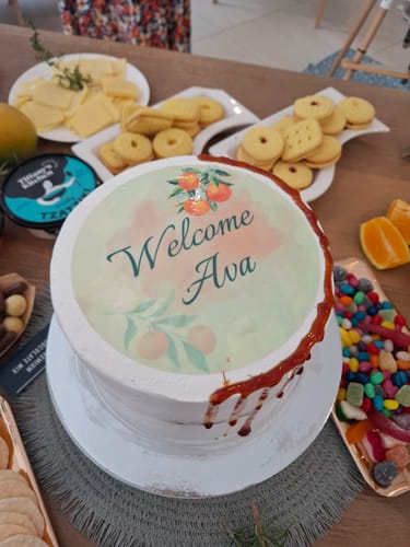 Customer photo review of 15 cm Round Custom Edible Icing Image