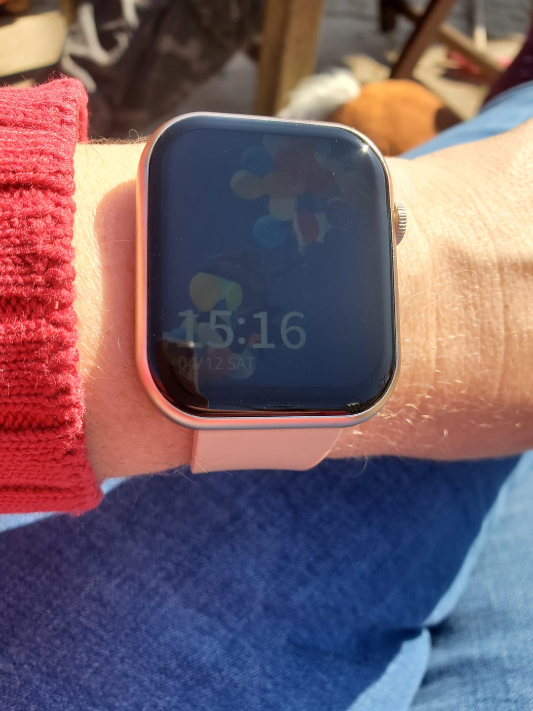 Customer photo review of Top Performance Smartwatch mit Gesundheitstracking / IP67 Wasserdichtigkeit / 35 Tage Akkulaufzeit / 100 Sportmodi