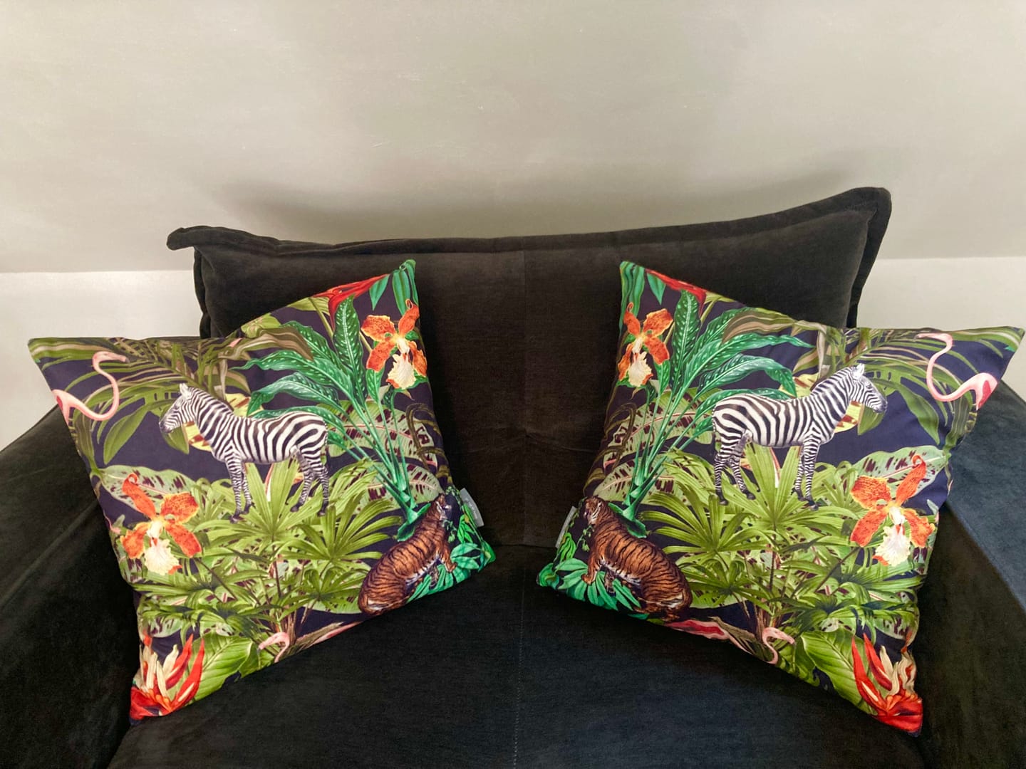 Customer photo review of Jungle Fusion | Sustainable Velvet Cushion