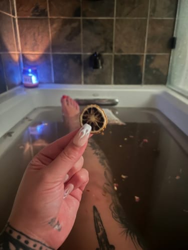 Customer photo review of Lunar Citrus Glow