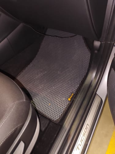 Customer photo review of Dywaniki samochodowe na zamówienie - Przód i tył