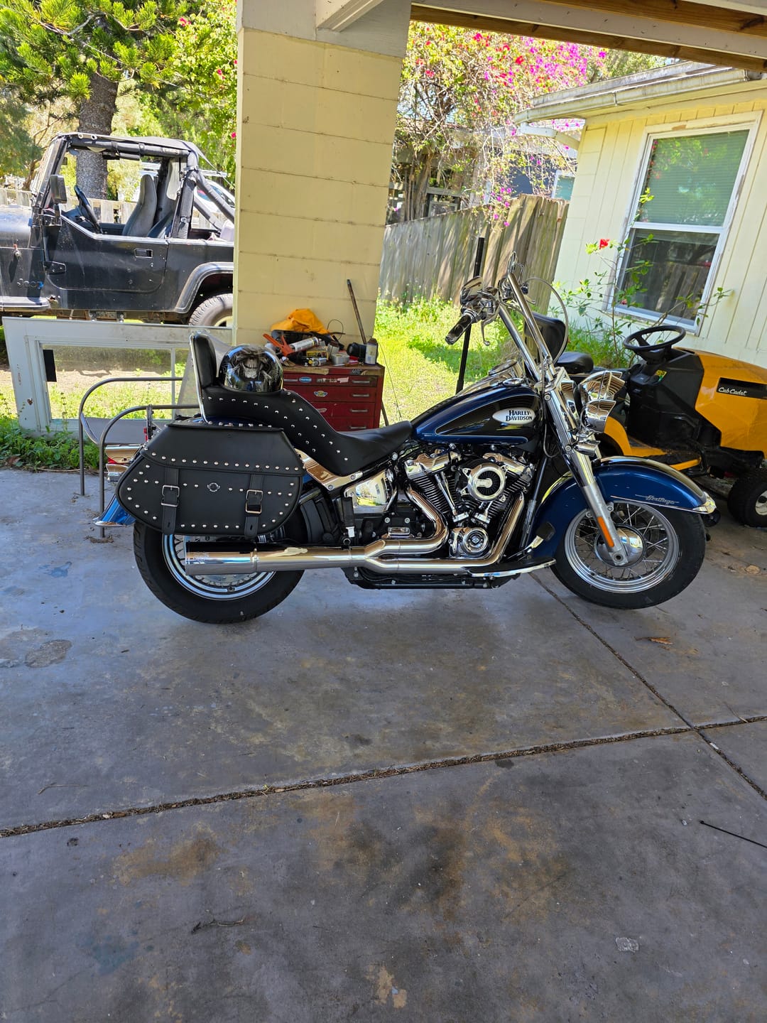 Customer photo review of 35L - Legacy Extra Large Studded Leather Motorcycle Saddlebags for Harley Softail Heritage FLHC/S