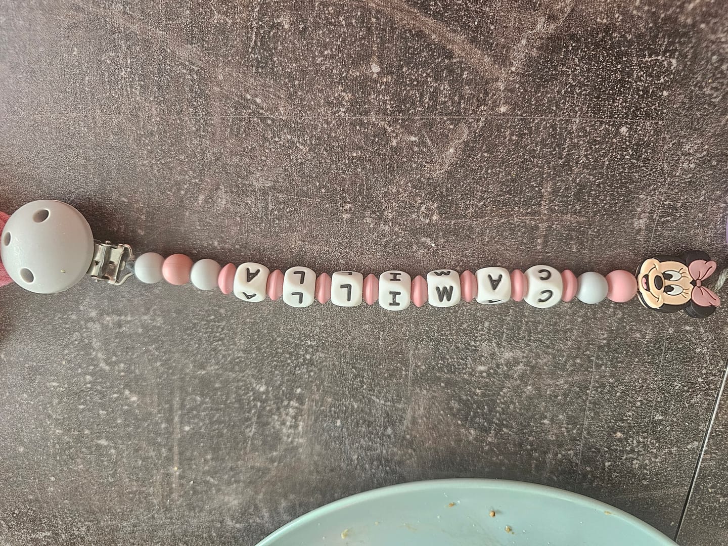 Customer photo review of Schnullerkette mit Name - Minnie Mouse