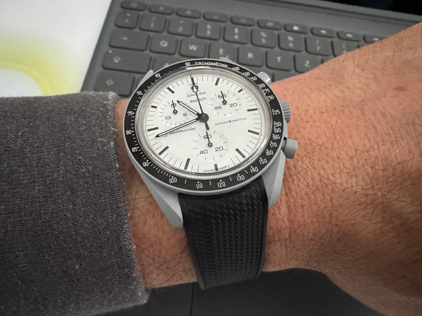 Customer photo review of Bracelet Moonswatch Premium - Noir