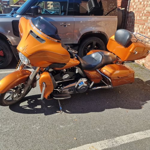 Customer photo review of HR3 Amber Whiskey 2014SG 13.7" King Size Tour Pack Luggage For 14-24 Harley Touring