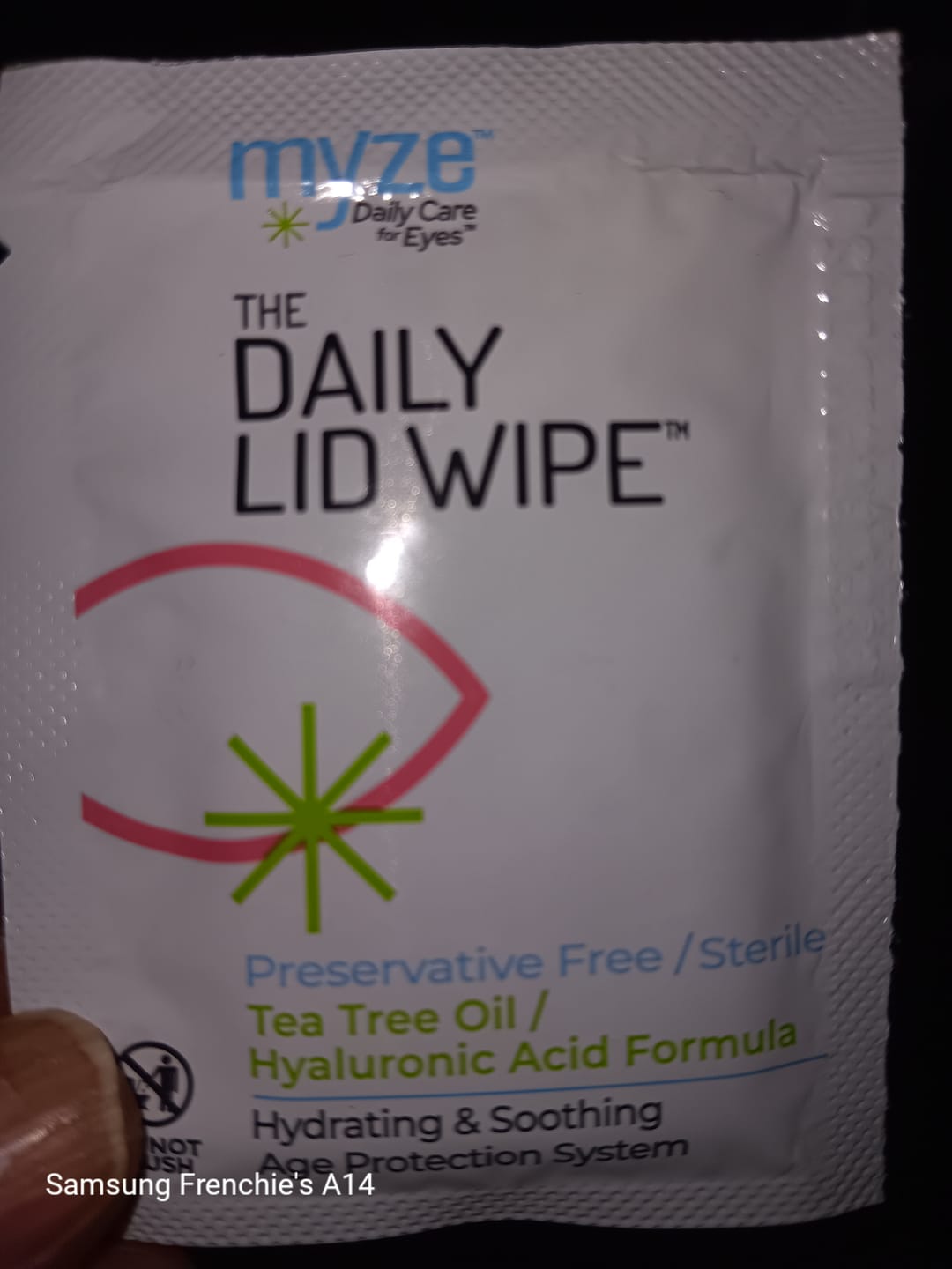 Customer photo review of The Daily Lid Wipe™ - 30count
