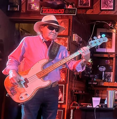 Customer photo review of CFG SonikSphere 5.8GHz High-Fidelity Guitar/Bass Wireless System