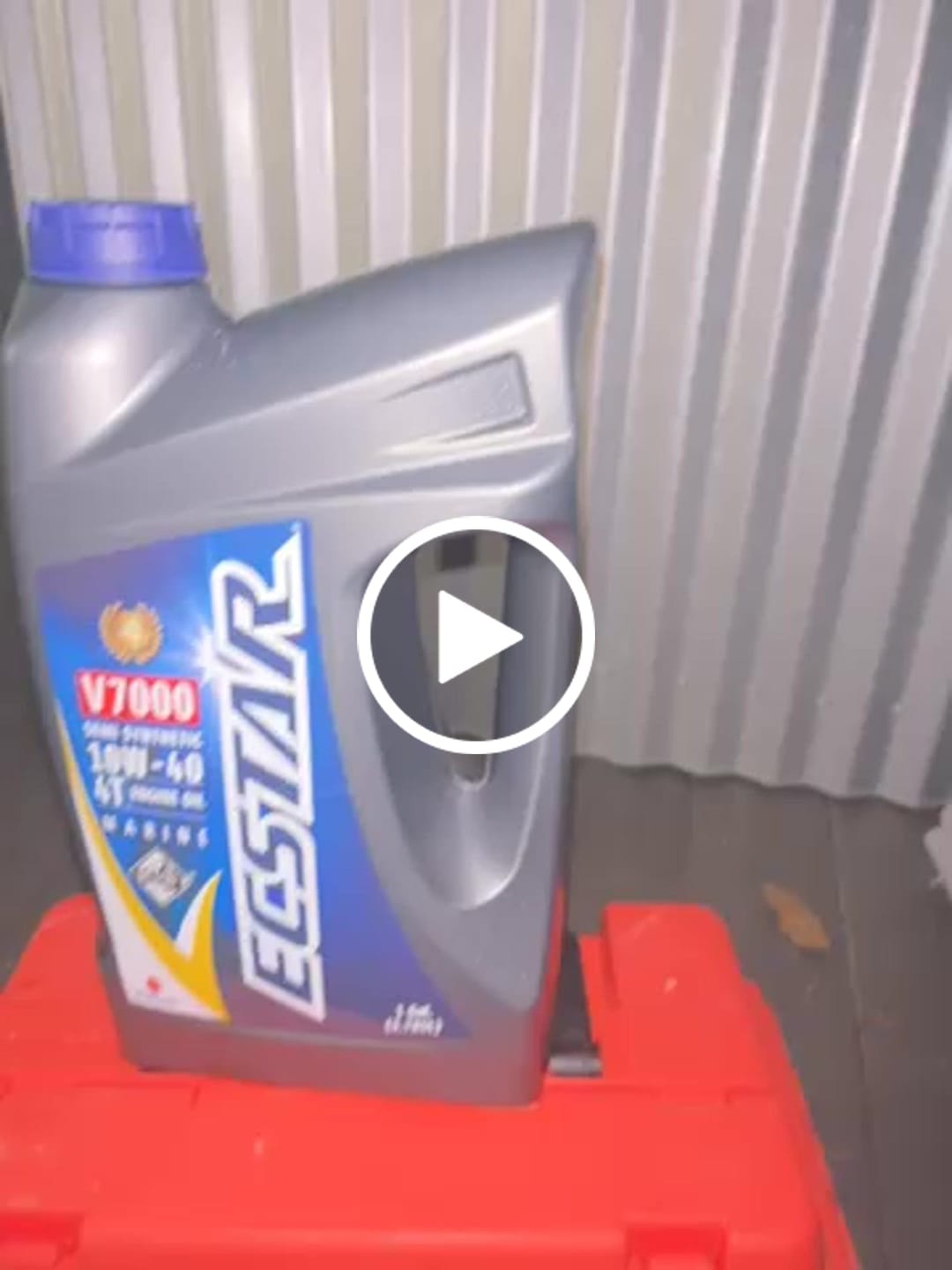 Customer video review of Suzuki ECSTAR Marine Oil 10W-40 V7000 (Gallon)