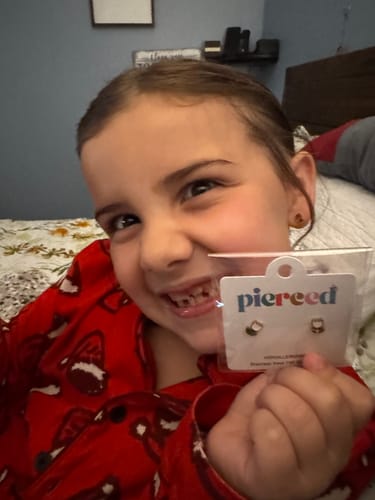 Customer photo review of Screwback Monthly Subscription (April)