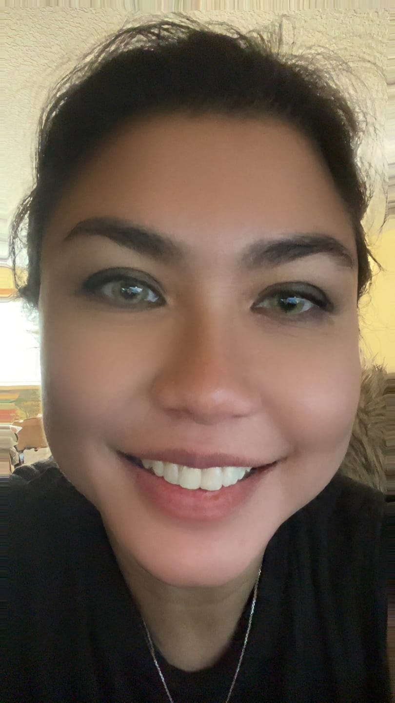 Customer photo review of Elite Sandy Gray Prescription Colored Contact Lenses