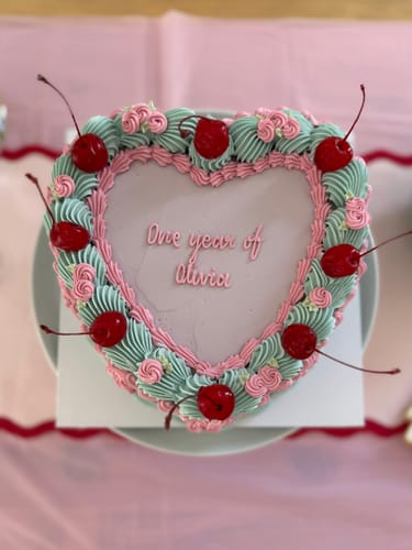 Customer photo review of mia