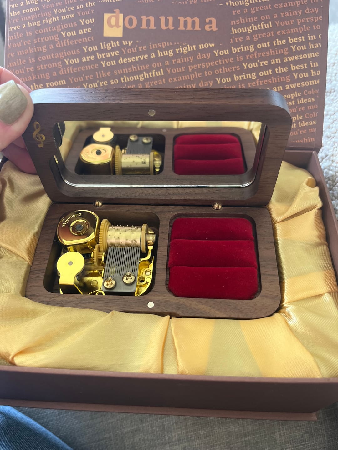 Customer photo review of Ava - Music Box with Wedding Ring Pillow