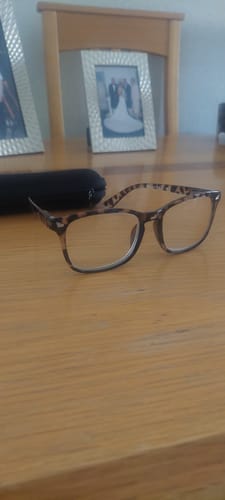 Customer photo review of Stylish Reading Glasses Fashion Eyeglasses 4-RT1801