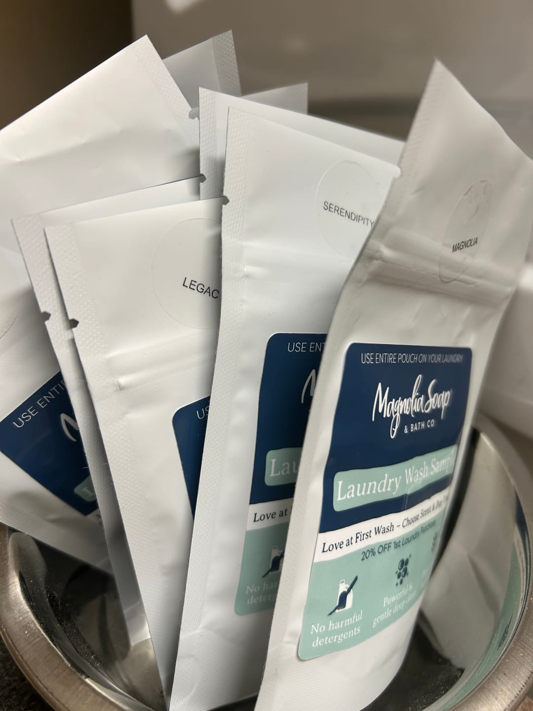Customer photo review of Laundry Wash Sample 4 Pack