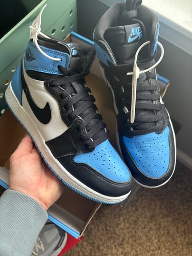 Customer photo review of Jordan 1 Retro High OG UNC Toe (GS)