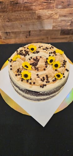 Customer photo review of chocolate caramel cake