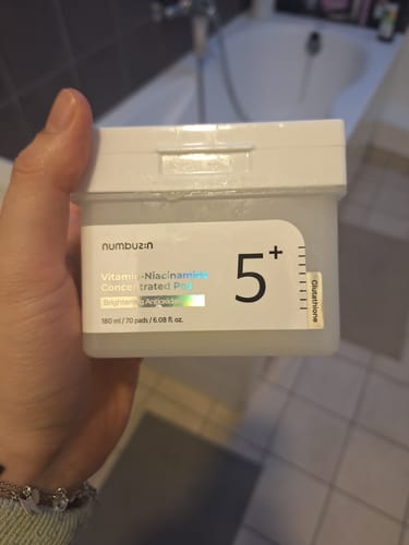 Customer photo review of Balinoši vitamīniem bagāti spilventiņi ar niacinamīdu Numbuzin No.5 Vitamin-Niacinamide Concentrated Pad