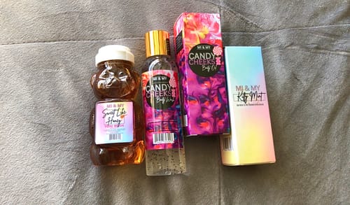 Customer photo review of Sweet Like Honey Yoni Wash