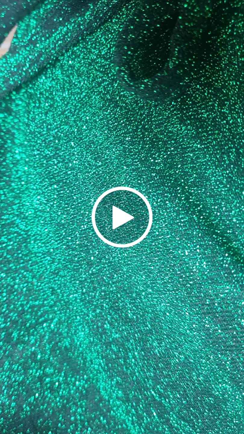 Customer video review of Diana Dress lurex - kort kjole - grønn