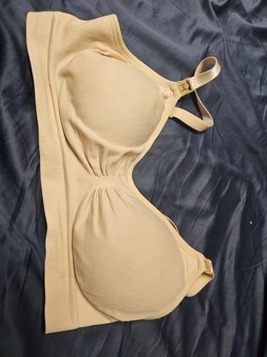 Customer photo review of Lovemère Seamless Nursing Bra