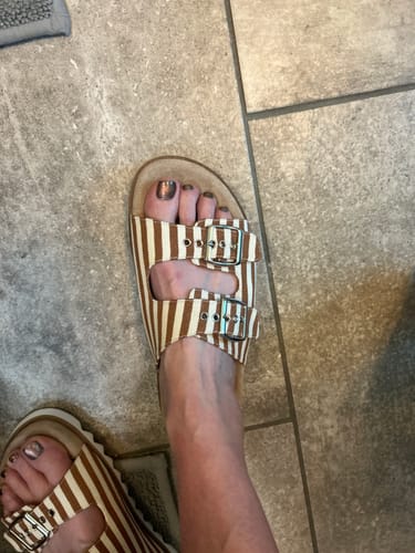 Customer photo review of Corky's Dash Sandals