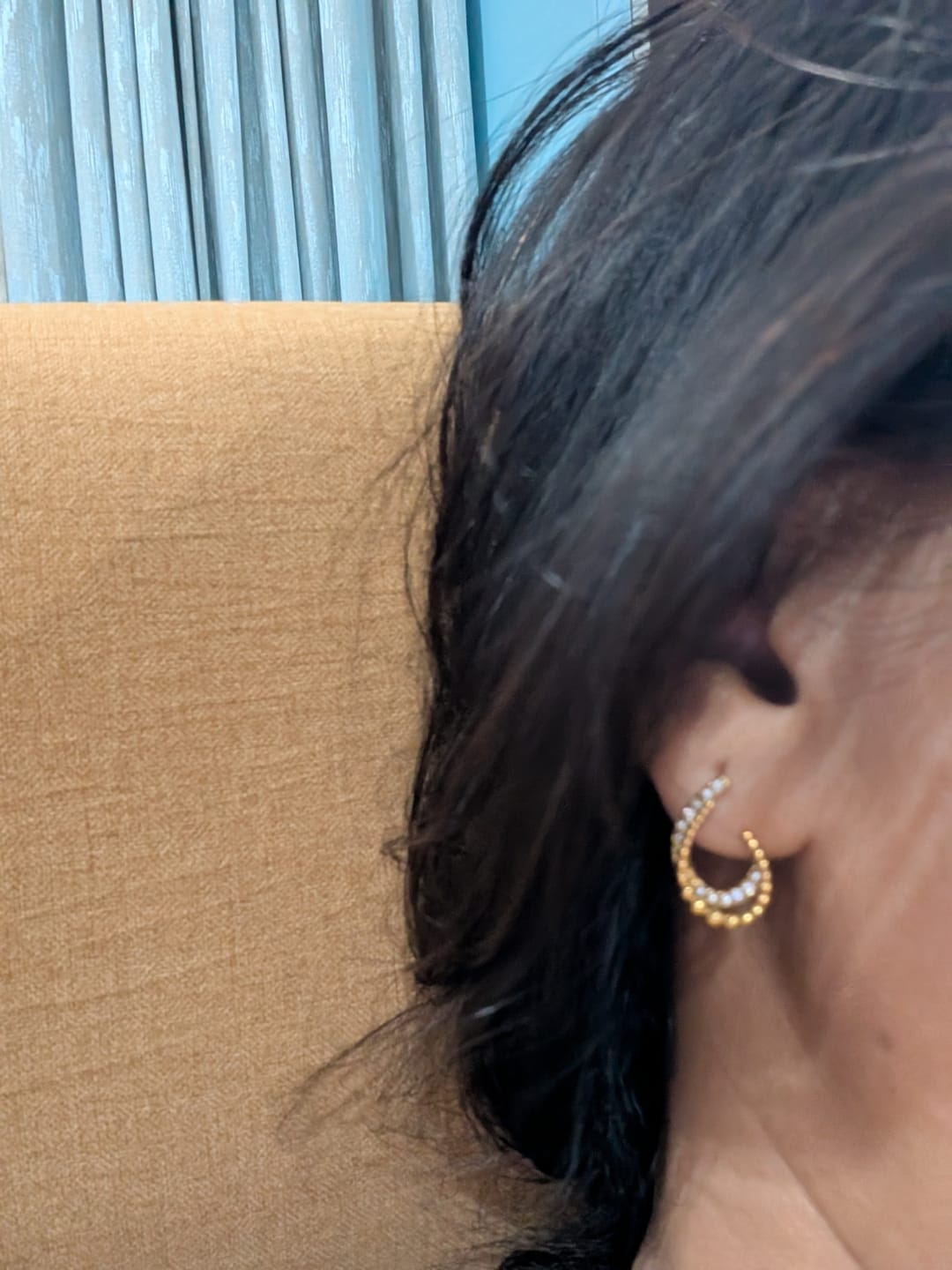 Customer photo review of Almond Stones Stud Earrings