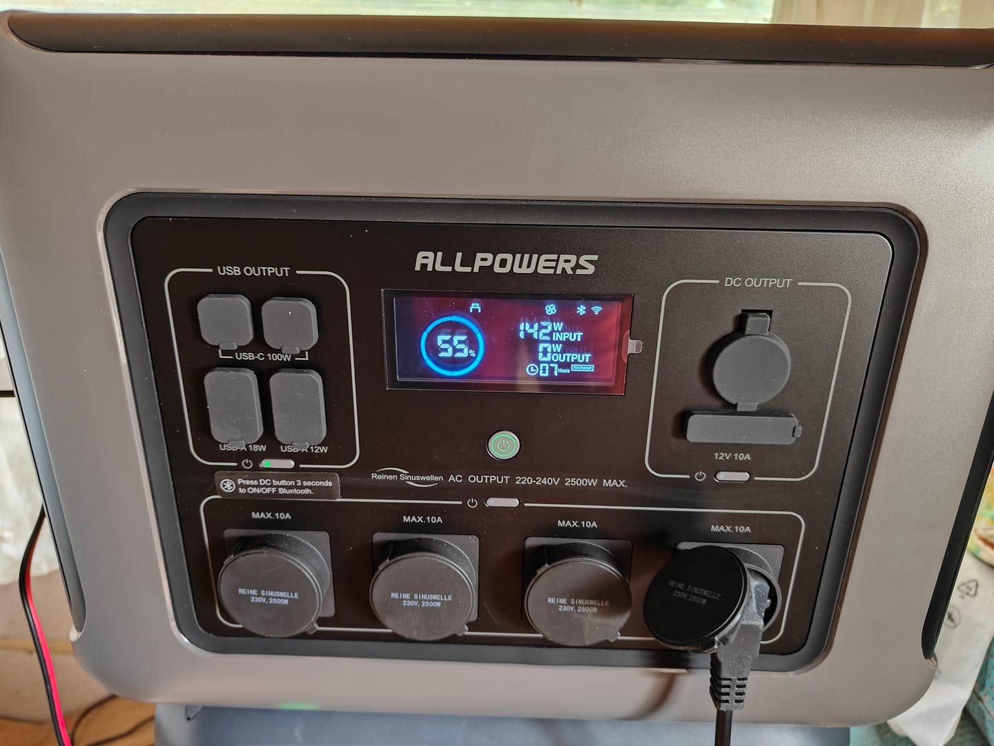 Customer photo review of ALLPOWERS R2500 Power Station Portatile 2500W 2016Wh