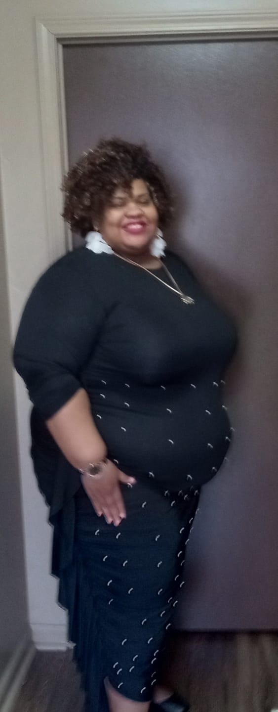 Customer photo review of Shake N Go Legacy Human Hair Mastermix Full Wig - ALEXANDRIA