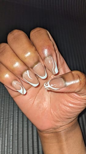 Customer photo review of XCOATTIPS® French  - Brown Short Coffin Pre-Designed Tips