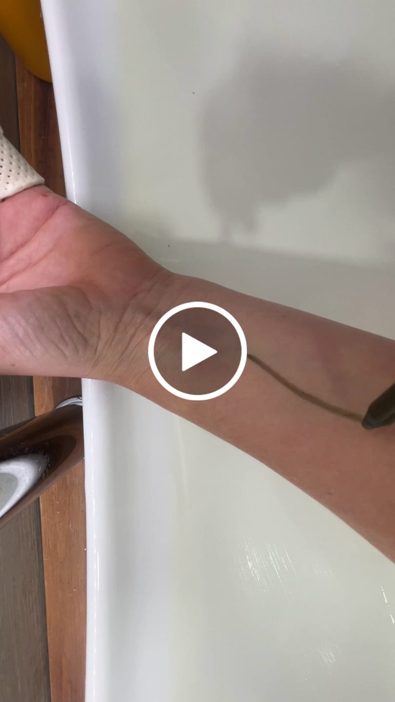 Customer video review of CRAYON BRONZE