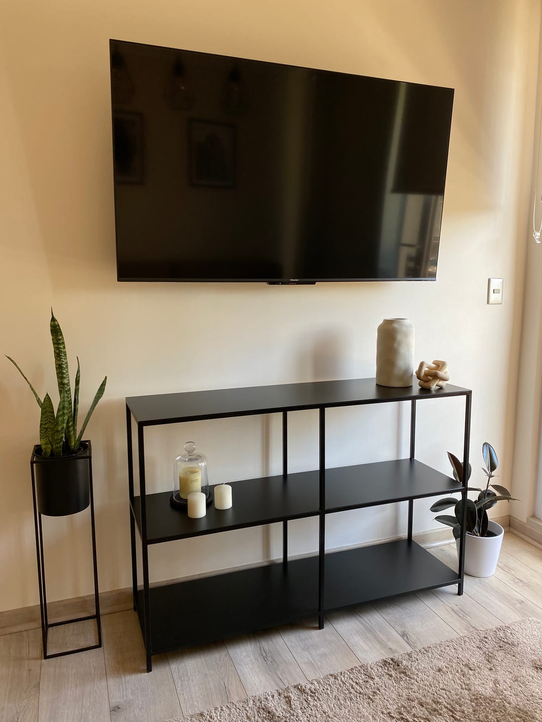 Customer photo review of Estantería 120 Arrimo estrecha Metal BLACK
