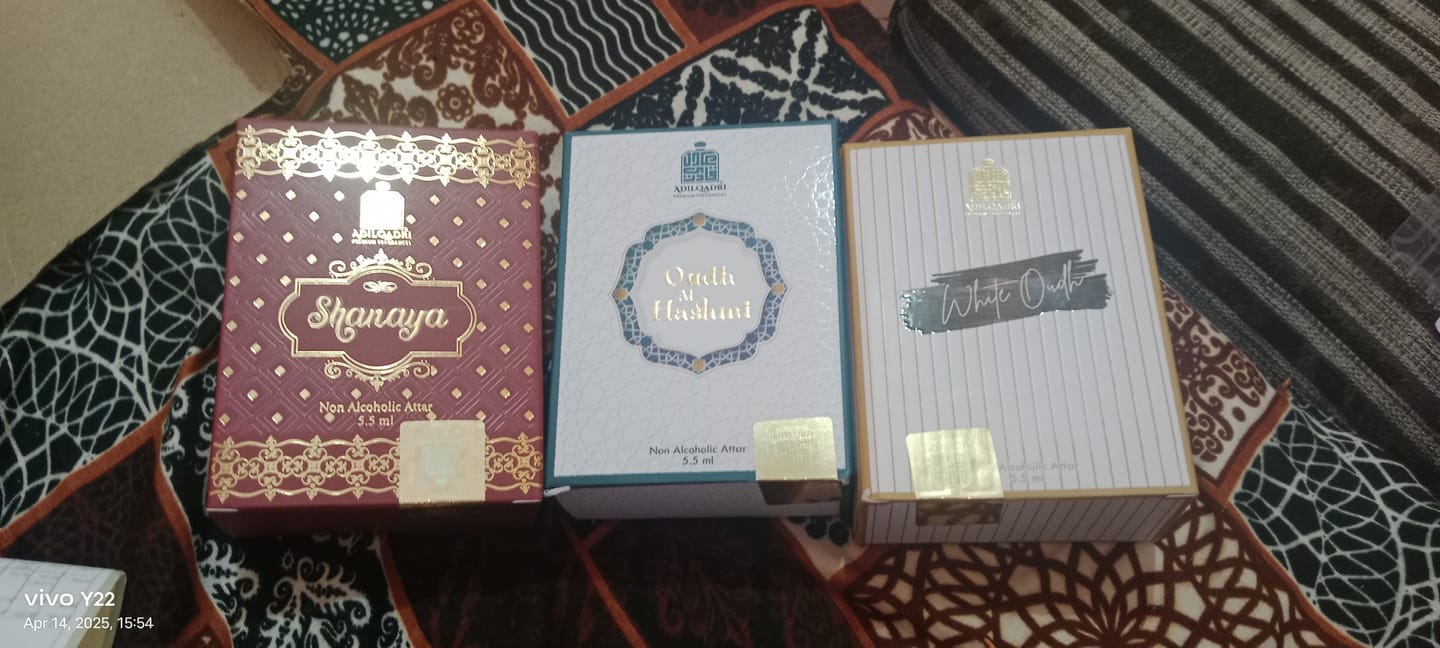 Customer photo review of 3 Pcs Attar Set Shanaya, White Oudh And Oudh Al Hashmi 5.5 Ml Each