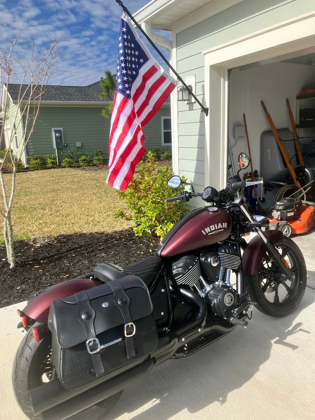 Customer photo review of 34L - ArrowHead Large Indian Chief Motorcycle Saddlebags