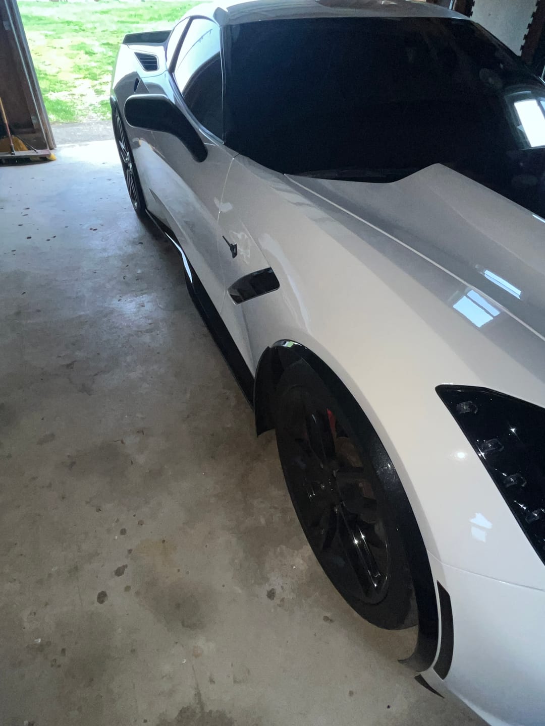 Customer photo review of Chevrolet Corvette C7 Front Fender Flares Wheel Trim