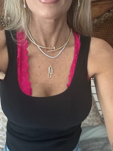 Customer photo review of 10k Nail Necklace