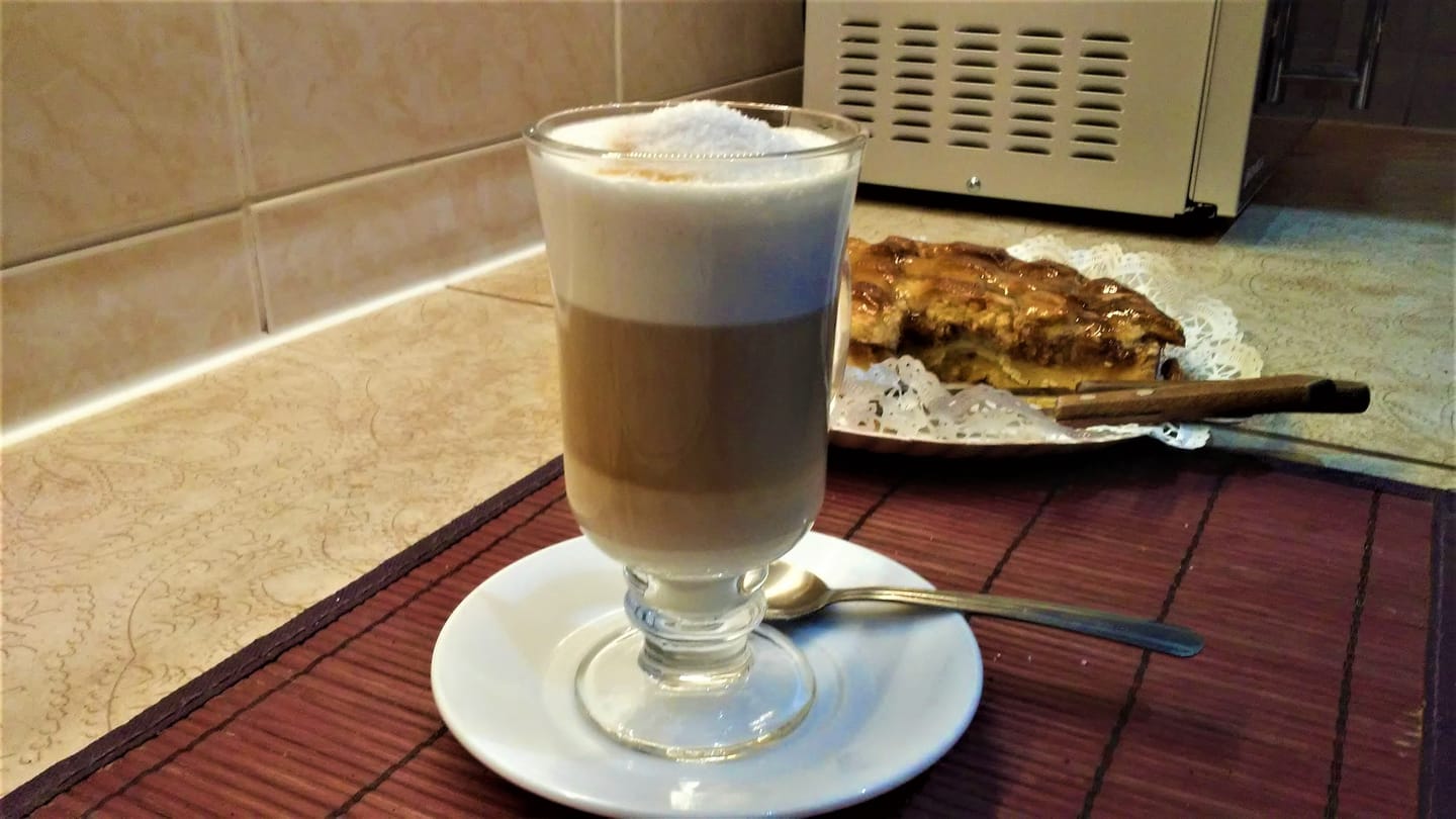 Customer photo review of Lucaffe Breakfast Coffee filter 500 grs Grano Molido